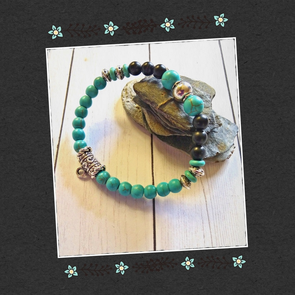 Turquoise Howlite & Banded Agate Charm Bracelet